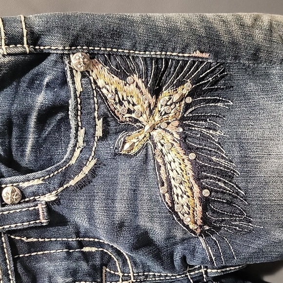 (J12) Miss Me Bermuda Juniors sz 14 - Picture 3 of 8